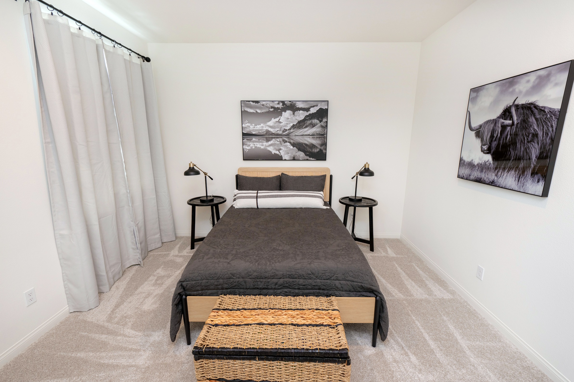2615 Babaco St. — Two more bedrooms and a second full bath.