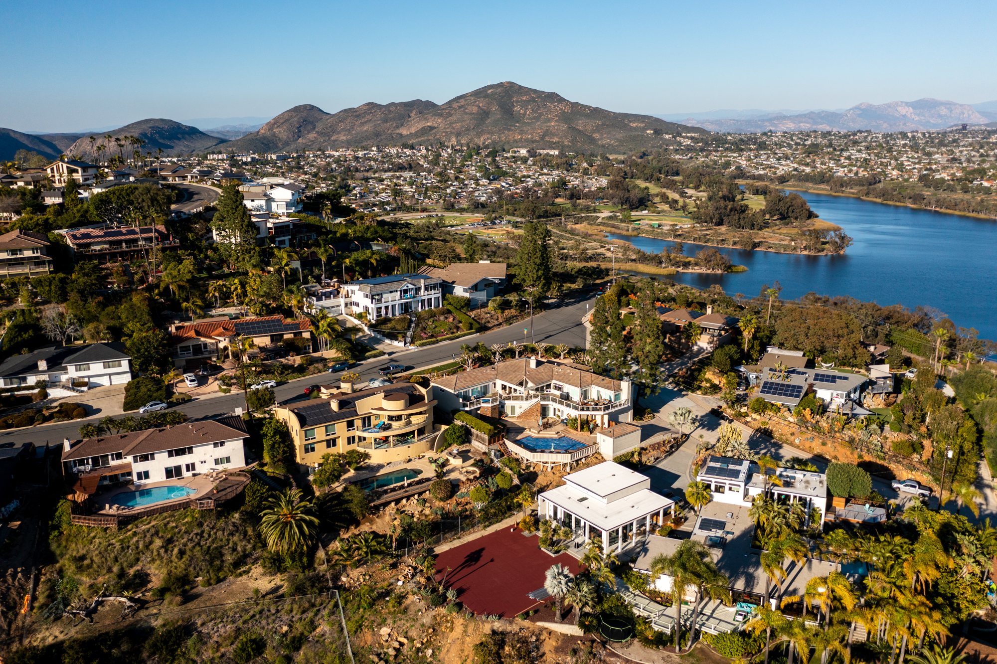 Del Cerro, San Diego — hillside homes above Lake Murray