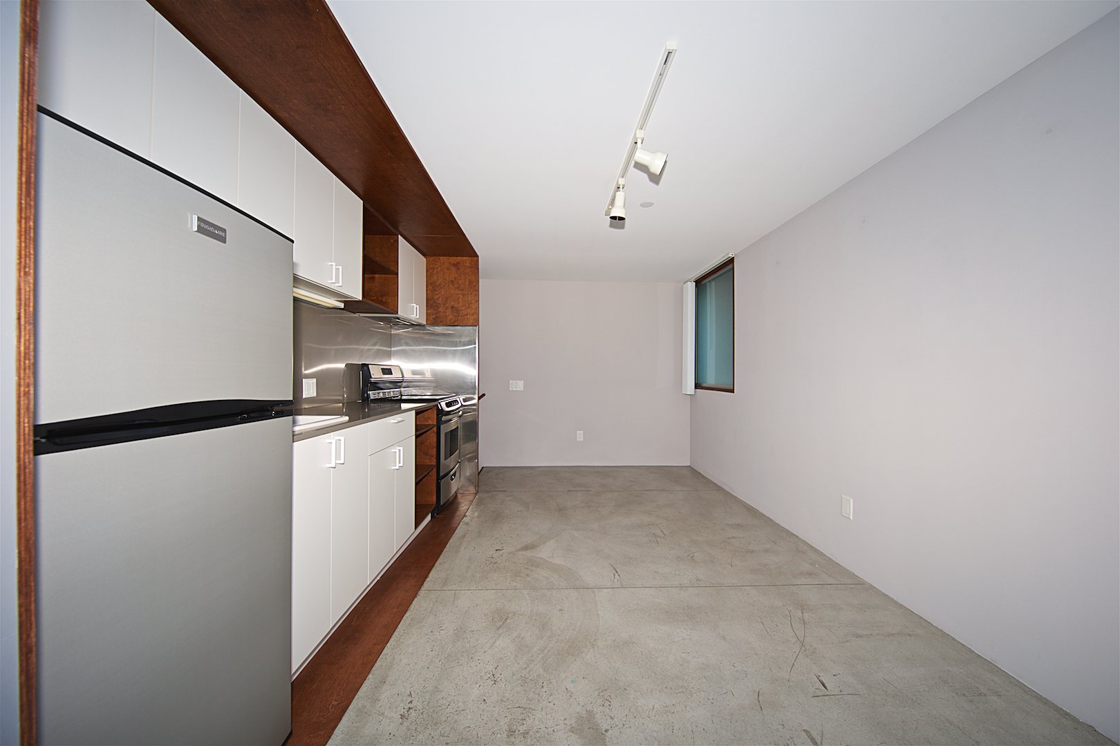 1941 Columbia St., #404 — kitchen and dining