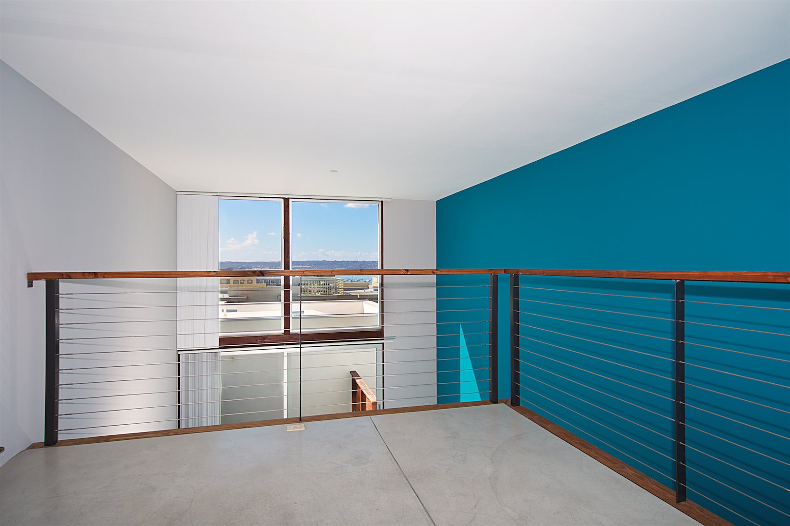 The Sky Loft, Unit 404 &mdash; loft den