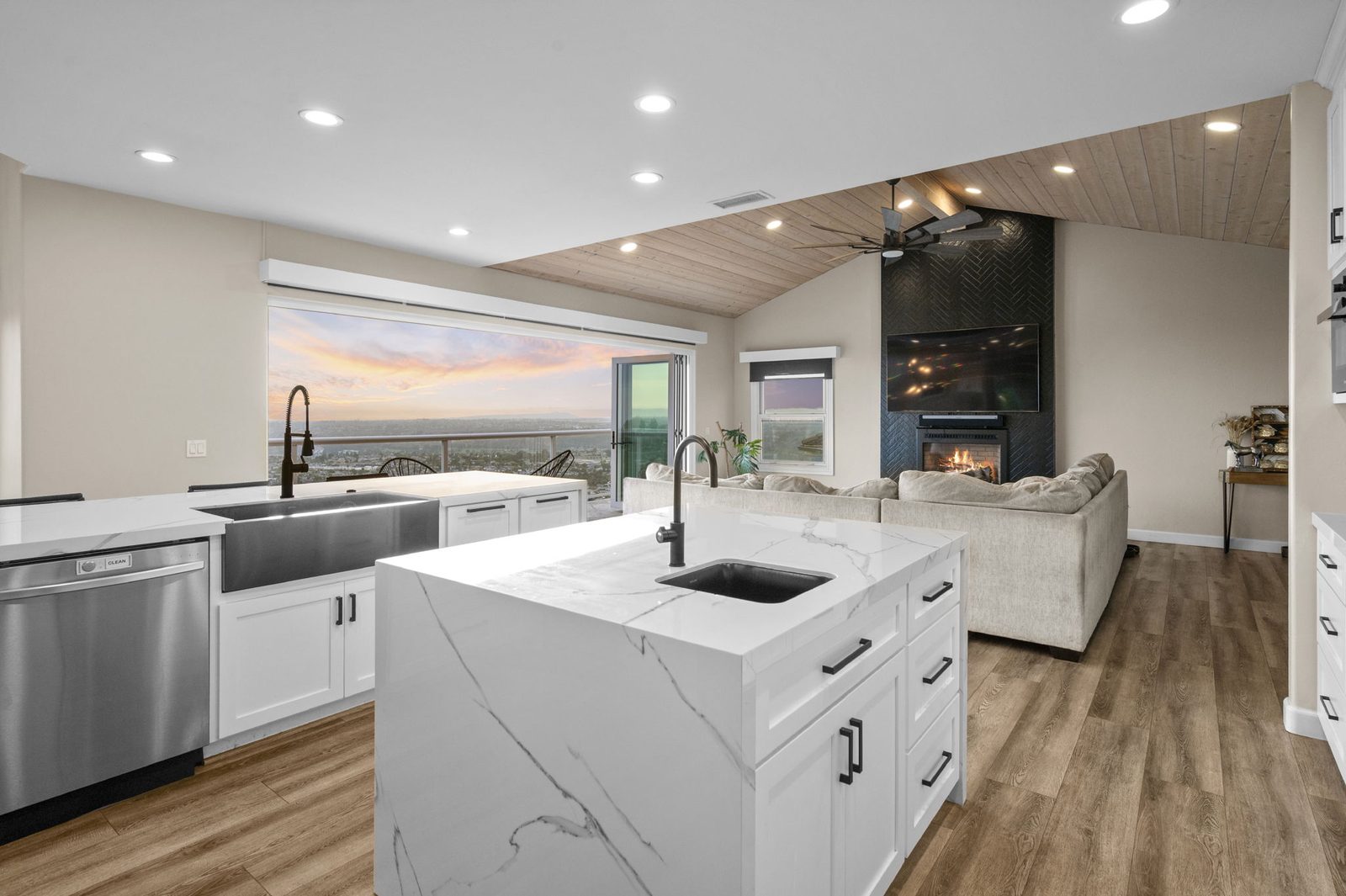 6206 Caminito Plata — kitchen, living area, and city view
