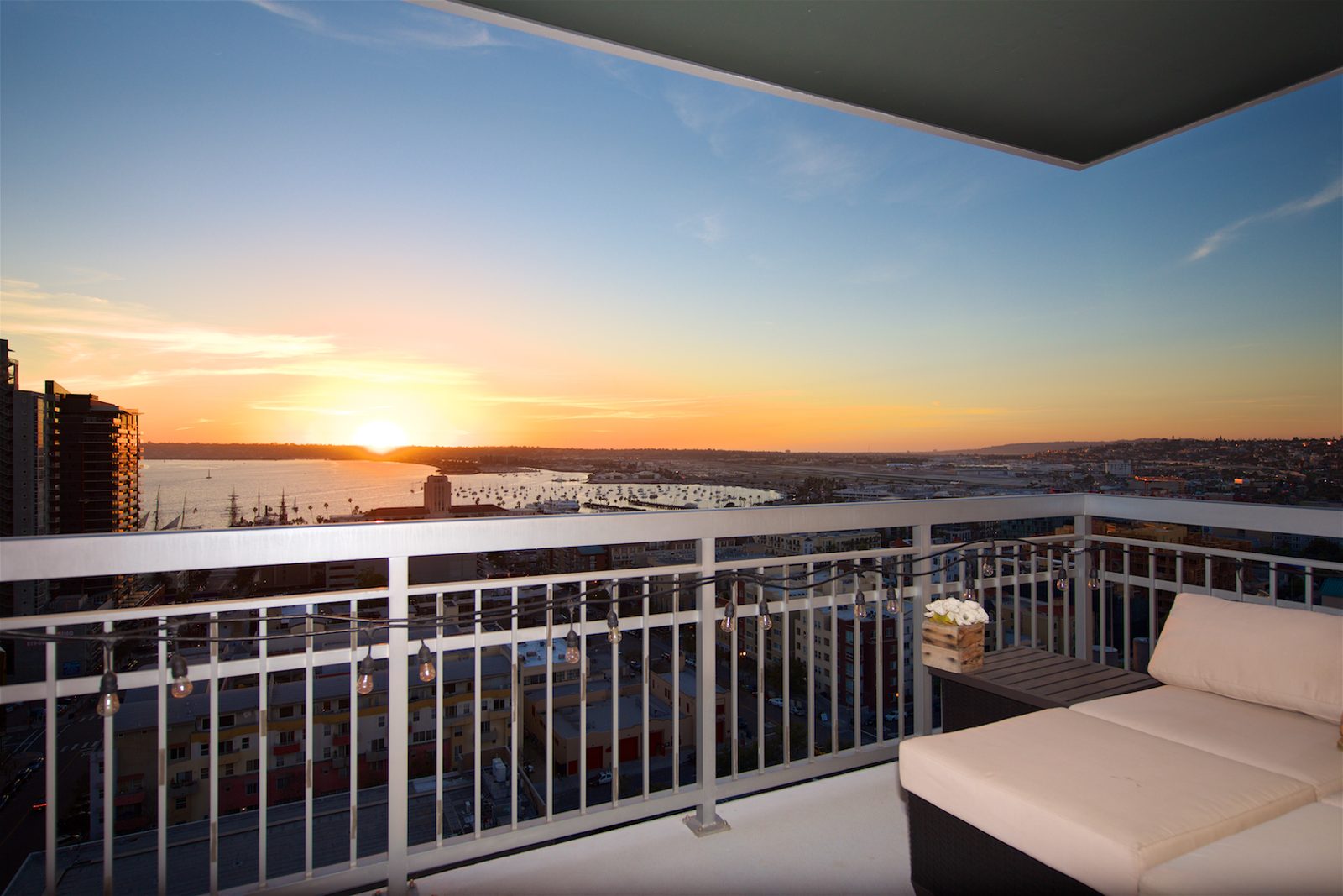 300 West Beech Street, Unit 1703, San Diego, CA 92101