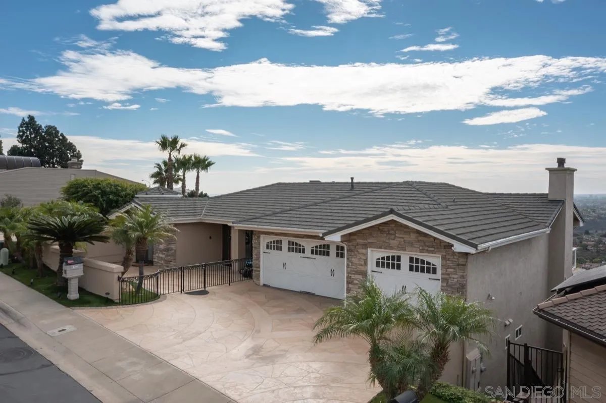6206 Caminito Plata, San Diego, CA 92120